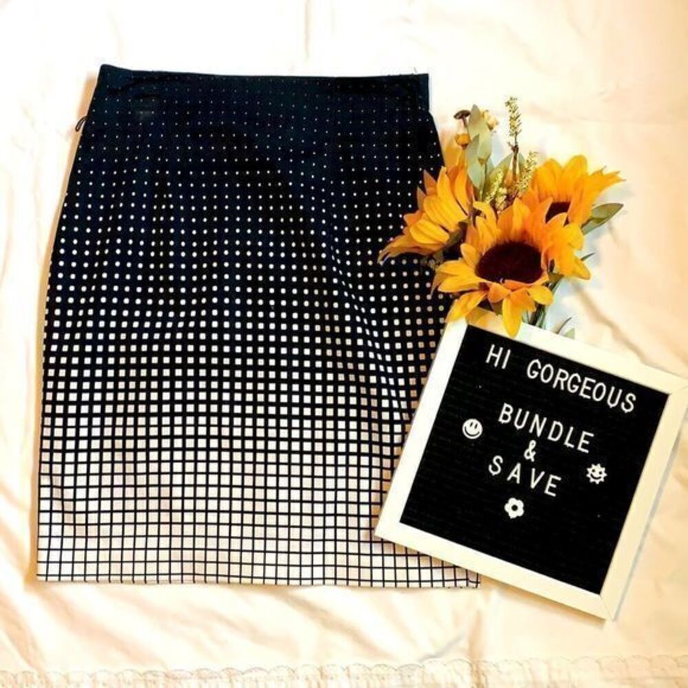 Worthington Pencil Skirt